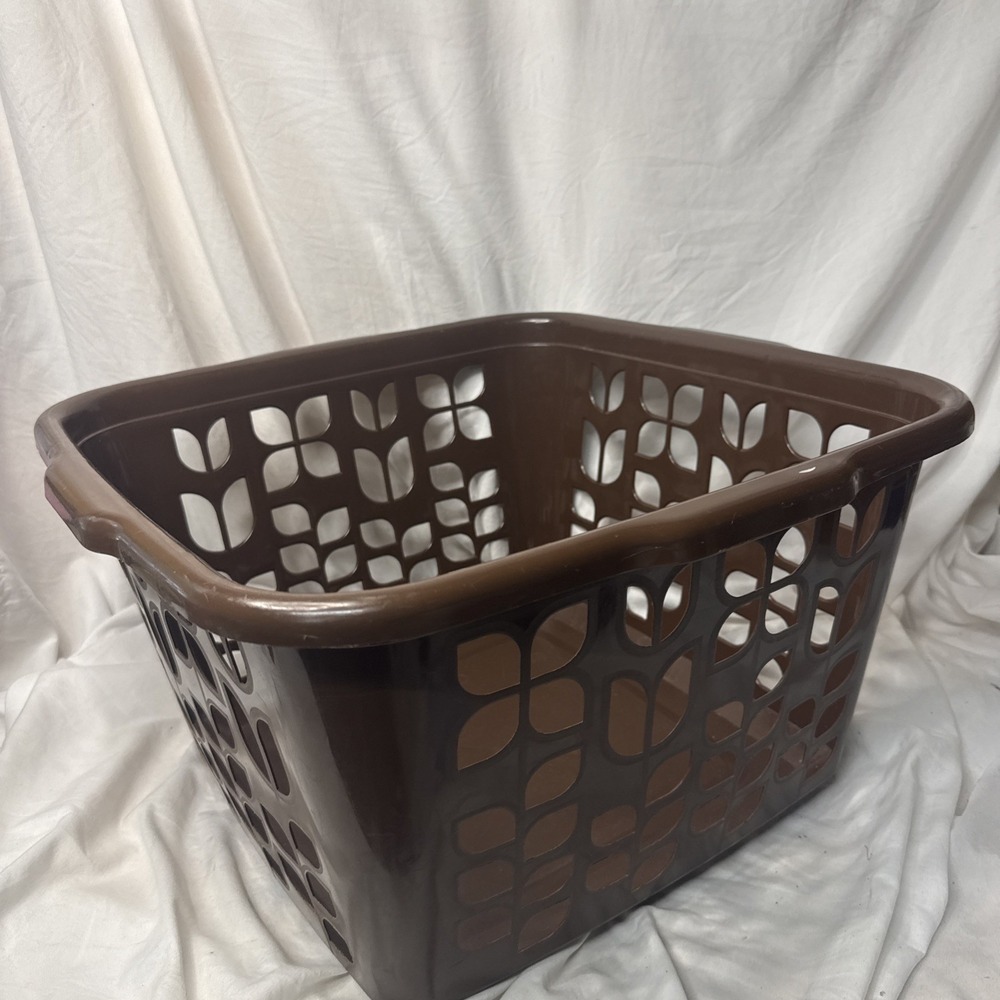 Vintage Rubbermaid 2968 Chocolate Brown Square Laundry Basket MCM Retro USA